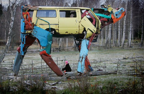 Récupération, Juha Metso, carcasses de voitures, vaches, races bovines anciennes, sculpture, sculpture métal,
